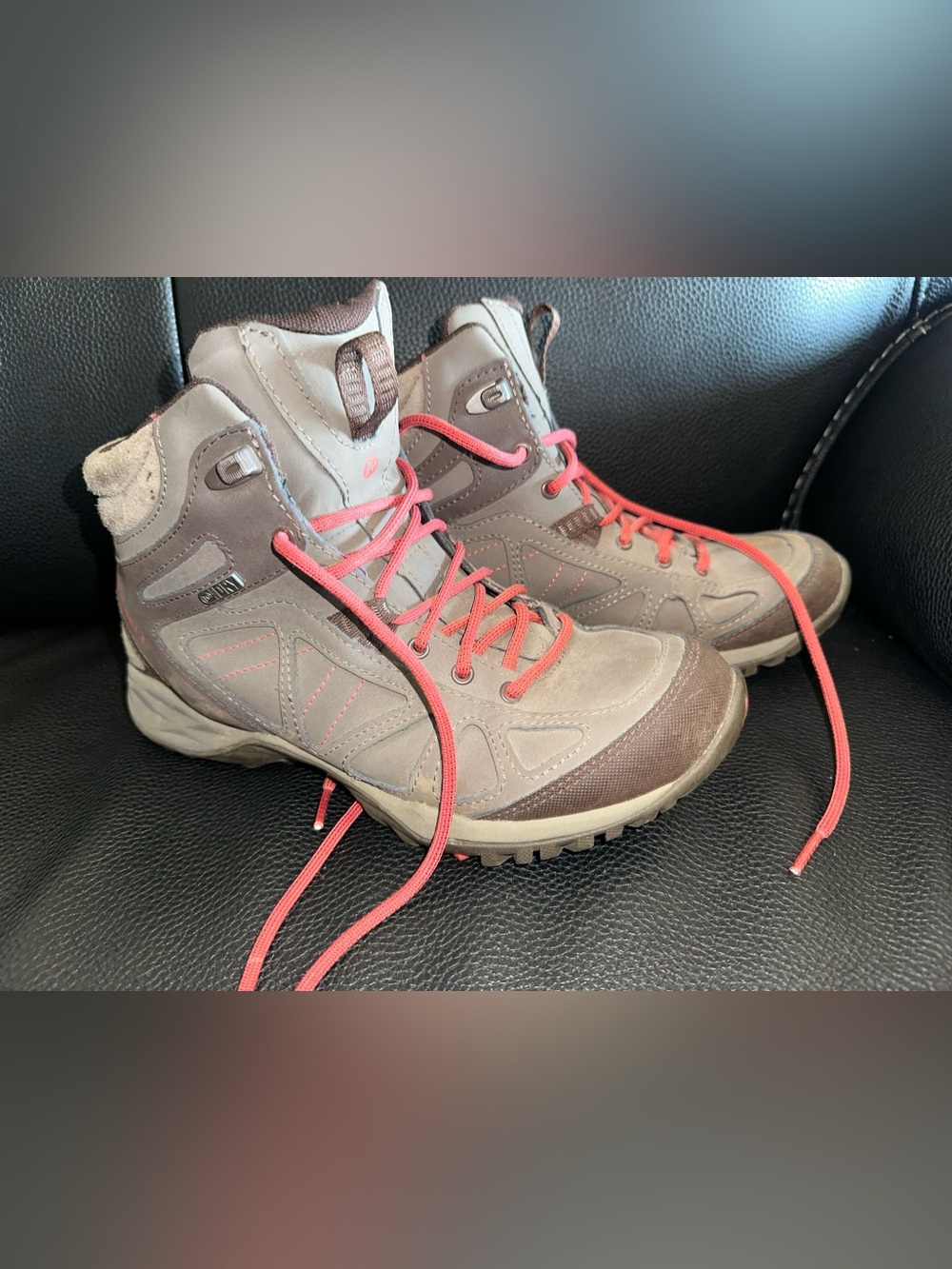 Merrell Women’s Taupe Hiking Boots with Pink Laces